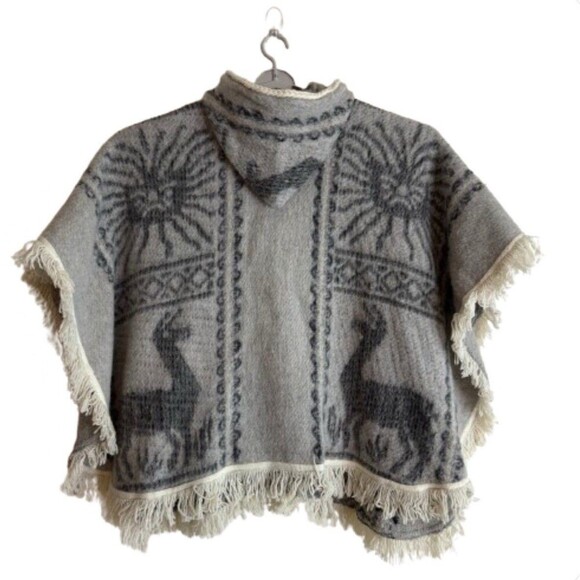 Vintage Alpaca Wool Poncho Cape Hooded Llama Fringe Peru Handmade Boho OS - Picture 2 of 15